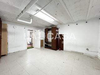 Business premise in Carrer de les Monges