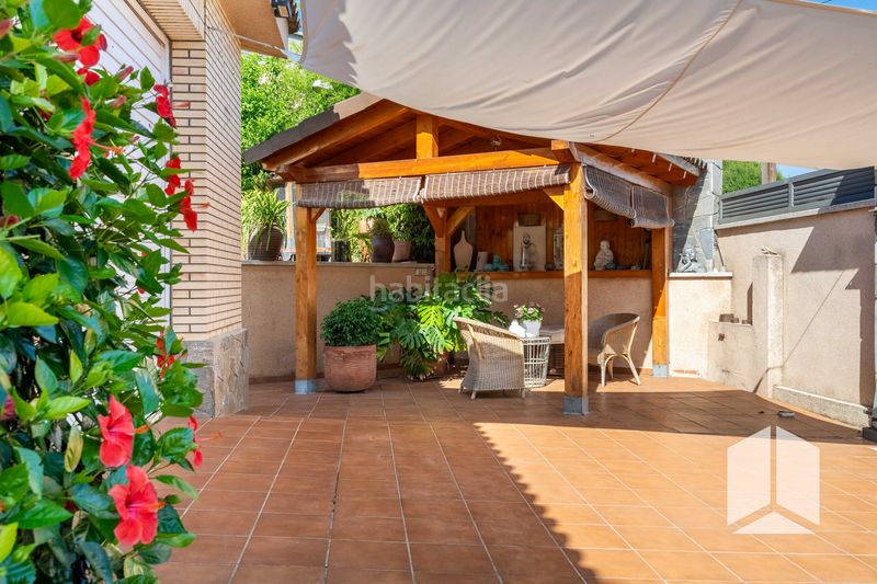 Foto 26ae0768-9945-4c4d-82e1-cb3d47601877. Casa amb aparcament piscina a Sant Vicenç dels Horts