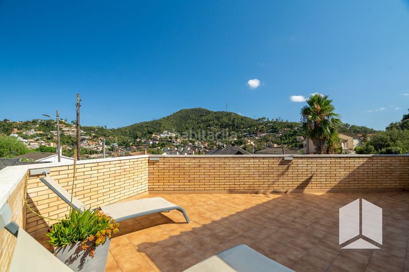 Foto a06dbc36-8f68-4565-b292-e9056648f50a. Casa amb aparcament piscina a Sant Vicenç dels Horts