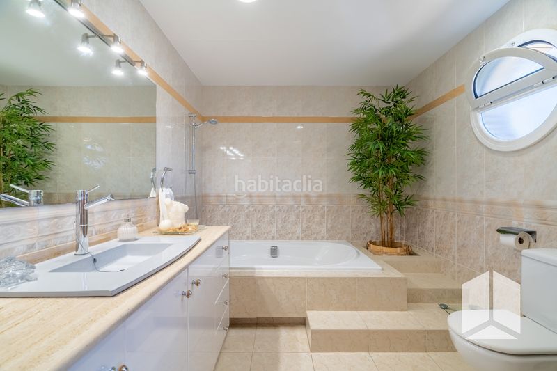 Foto c0d8b349-0415-4d48-88b6-e34462007272. Casa amb aparcament piscina a Sant Vicenç dels Horts