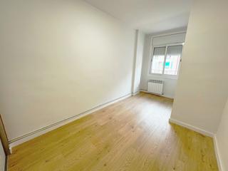 Etagenwohnung  Avinguda de josep tarradellas i joan. Oportunidad! piso reformado a estrenar junto a la farga