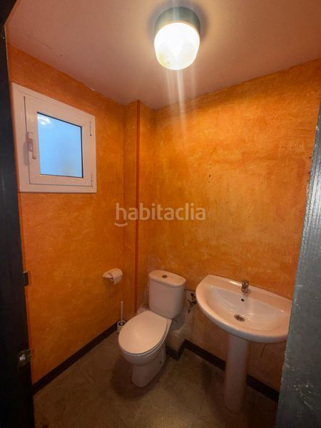 Foto 648cab26-a829-444a-9ac3-fc544c0d0b87. Local comercial a Hostafrancs Barcelona