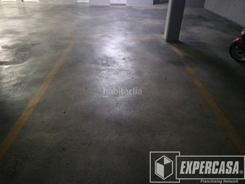 Foto d368f5a8-e3e5-4f7c-aa00-08df1c46c59c. Aparcament cotxe a Sotolivar-Mas del Rosari Paterna