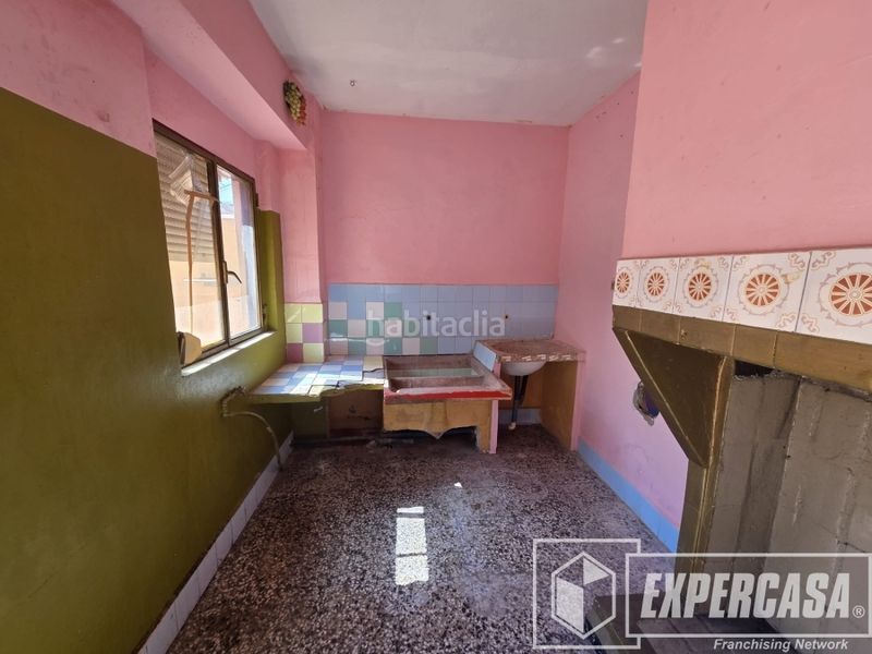 Foto 7ad40ed1-b1b7-4287-a642-9d03a3b206aa. Casa amb aparcament a Alquenència - Venècia Alzira
