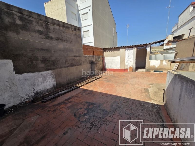 Foto bdc30cec-1381-483b-9e5f-093e01995af5. Casa amb aparcament a Alquenència - Venècia Alzira
