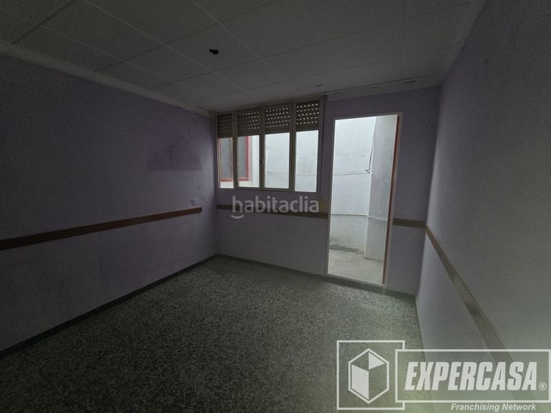 Foto df948a42-e058-4219-8662-02b8e3c1ae1f. Casa amb aparcament a Alquenència - Venècia Alzira