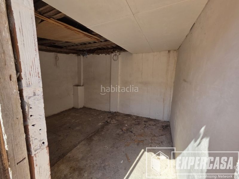 Foto fd4898be-389a-406e-b9ca-e978d66af13e. Casa amb aparcament a Alquenència - Venècia Alzira
