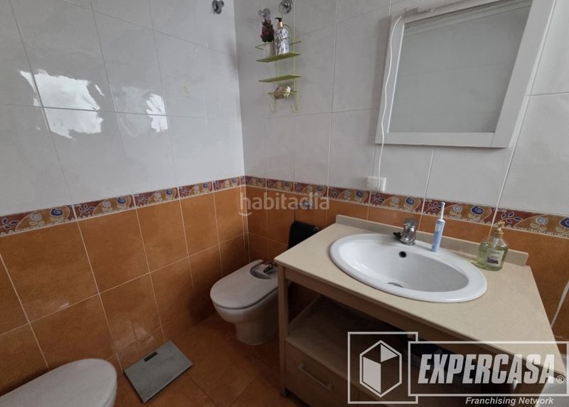 Foto d9cac611-c459-491a-ac70-aa3c633aab78. Pis a Carcaixent