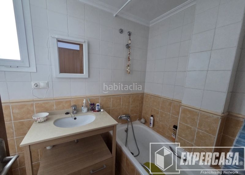 Foto eeb7ee74-bcc8-42bf-aff6-e81ed50900e0. Pis a Carcaixent