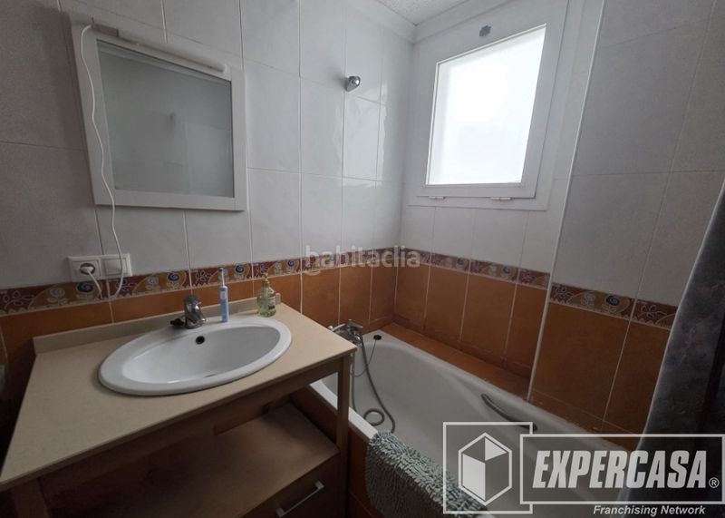 Foto 09b0b755-1bab-48d3-8c8c-baee292968ae. Piso en Carcaixent