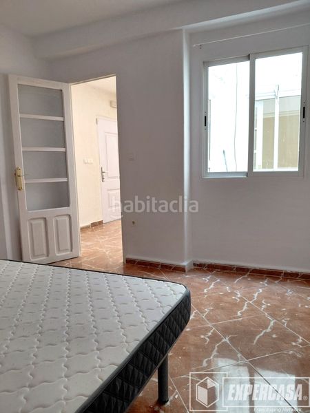 Foto f91bc891-a1c8-47cb-bf4e-e38000732737. Pis a Centre Alzira