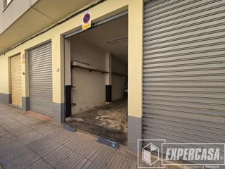 Aparcament cotxe a Sants Patrons