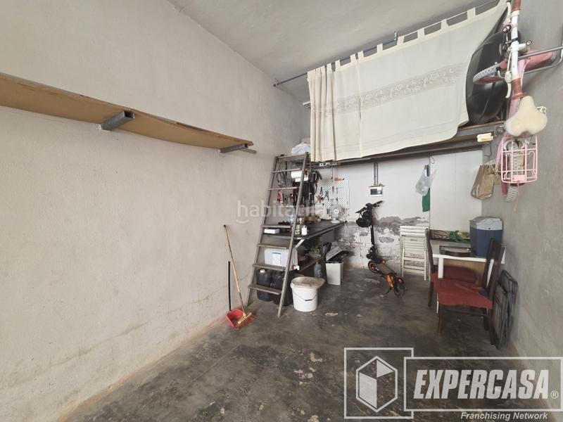 Foto df69da56-b4fa-4a14-a289-39d6f78afafa. Parking coche en Sants Patrons Alzira