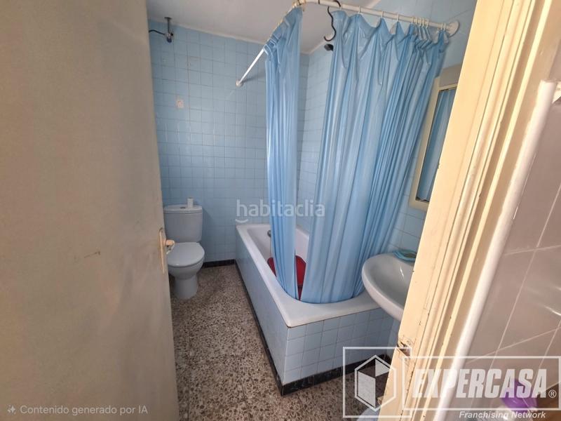 Foto 5b05a89f-97ce-49b0-9c0f-e1d3978eddcc. Locale commerciale in Pere Morell - Alborxí Alzira