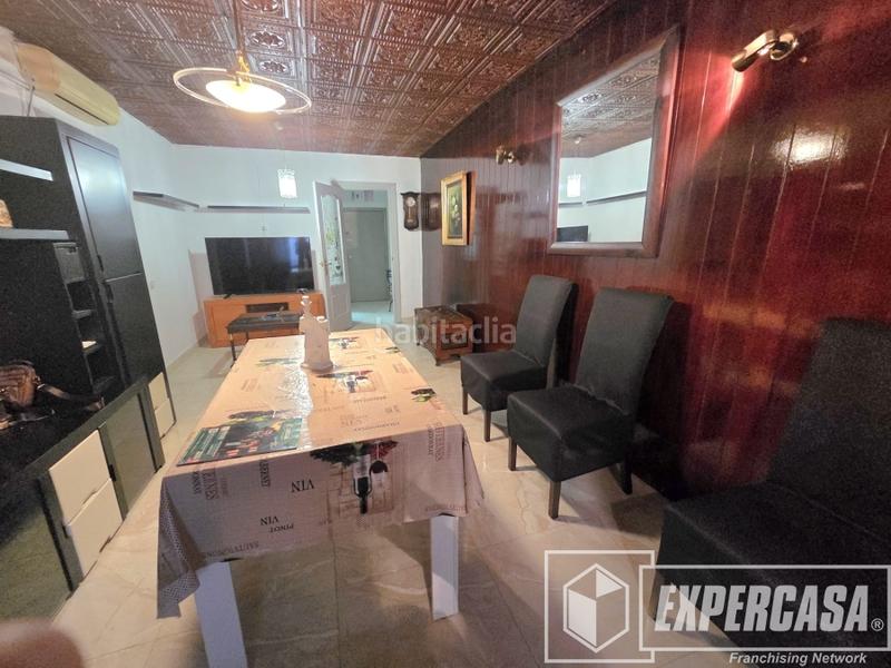 Foto b46cb729-40a3-4c98-9534-e23667b59358. Piso en Sants Patrons Alzira