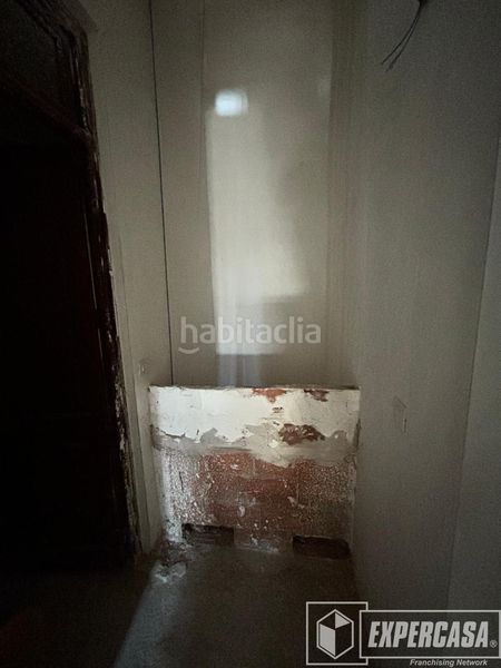 Foto 33e14dc4-eda6-4875-a568-89b926a221de. Edificio en Caputxins Alzira
