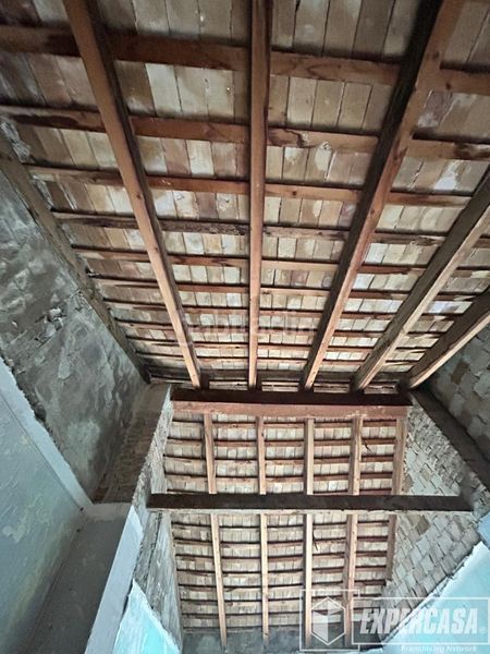 Foto 835eb772-0995-4665-ae42-ec6c2a7ec702. Edificio en Caputxins Alzira