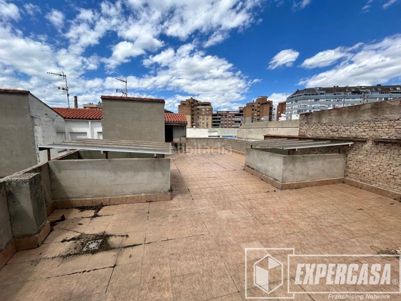 Foto c7b9e32e-53ec-4b66-adcd-728dbf97f146. Edificio en Caputxins Alzira