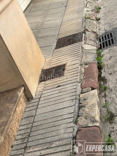 Foto 1926d215-5b92-41dd-a24d-4e3e047099fa. Edifici a Caputxins Alzira