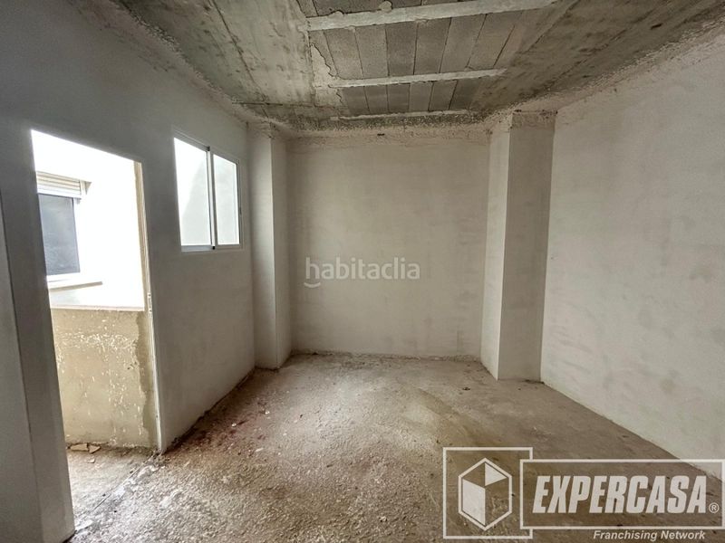 Foto 30f7621e-d678-41aa-a1a6-eaaee9c0eaca. Edifici a Caputxins Alzira