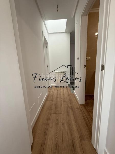 Foto 385ec689-8ae0-432c-bc73-52cf98a19d0e. Appartamento con riscaldamento parcheggio in Vimianzo