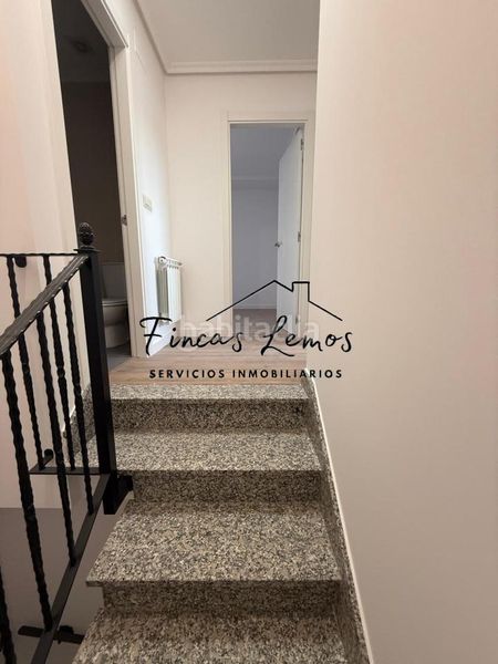 Foto c69a191a-e1f5-4c8f-b3ee-54a9a5a1405d. Flat with heating parking in Vimianzo