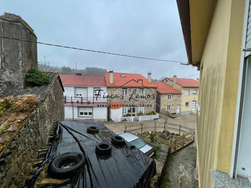 Foto 0bc20c1f-21aa-4762-9c78-3a8183c83b05. Casa amb calefacció aparcament a Vimianzo