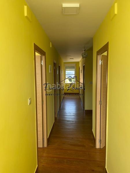 Foto a856a784-72dd-4404-af3d-4824a68fae73. Casa amb aparcament a Camariñas
