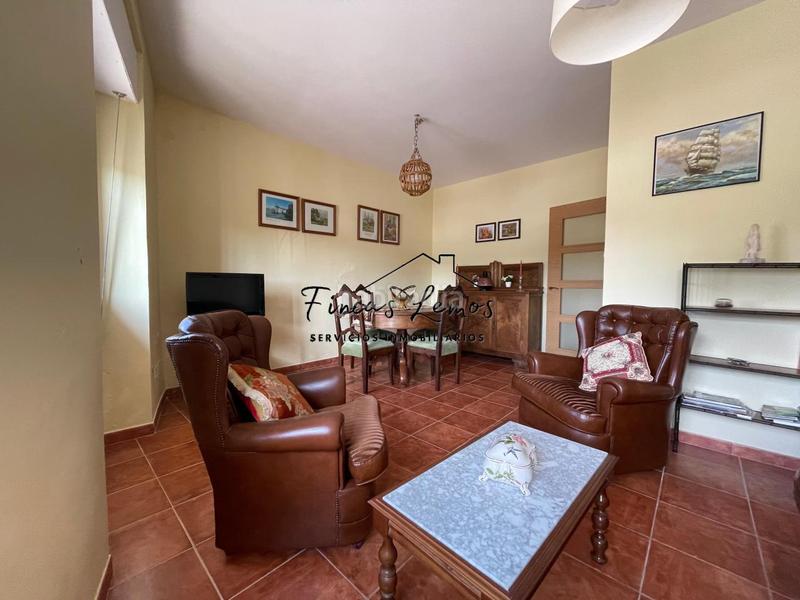 Foto af3edfa5-32ab-4bc3-a568-27af113c9e66. Casa amb aparcament a Camariñas