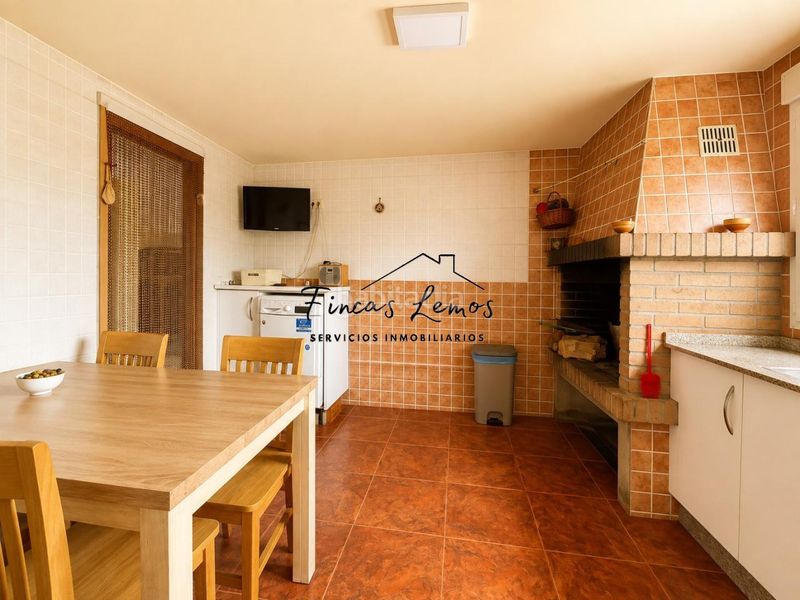 Foto 18644c7b-45b8-4471-b7d5-a688ee52d243. Casa amb calefacció aparcament a Zas