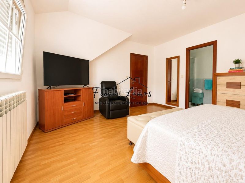 Foto 1bbd9bd6-e15a-4a91-a1f8-2127e12b360b. Casa amb calefacció aparcament a Zas