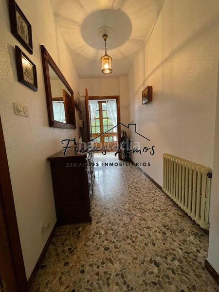 Foto ff5aeec2-70e0-41b4-a70e-866def2bf6aa. Casa en Camariñas