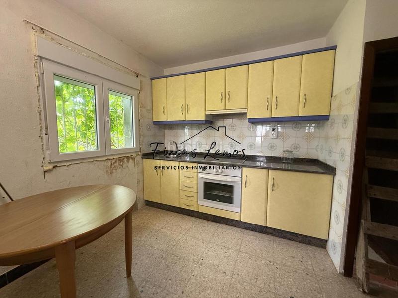 Foto 2b1f8cb0-c279-405b-bb8e-68256f484c2b. Casa en Vimianzo