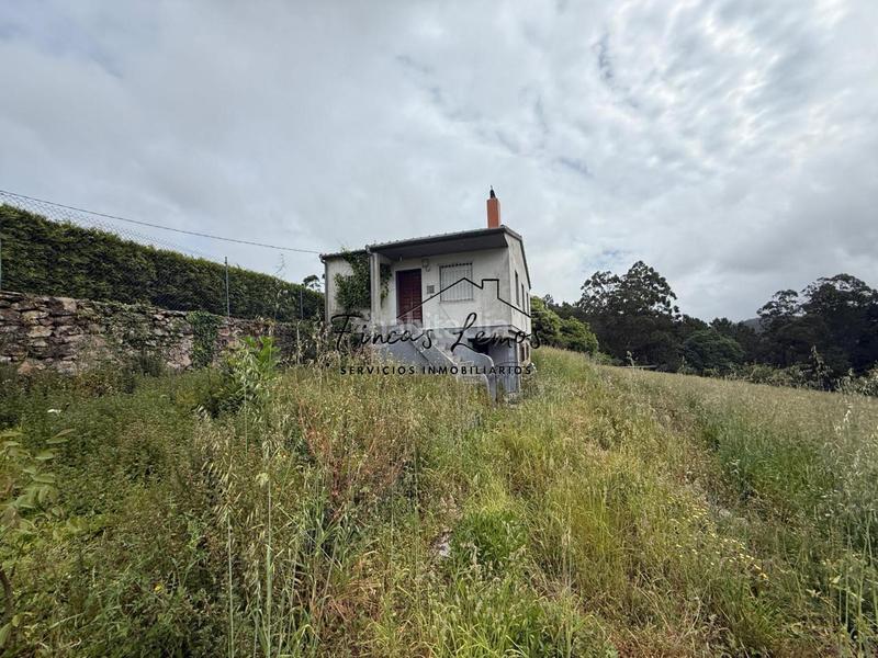 Foto b255d602-f592-4c49-a871-0b7a20a45543. Casa en Vimianzo