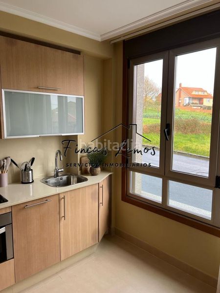 Foto 78ee76a1-3a5d-4f59-bd9f-8c044afde85a. Apartament amb aparcament a Camariñas