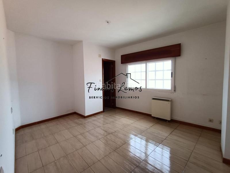 Foto 7eaa0d2d-6fee-40ea-affb-eec4d9e19811. Piso en Camariñas