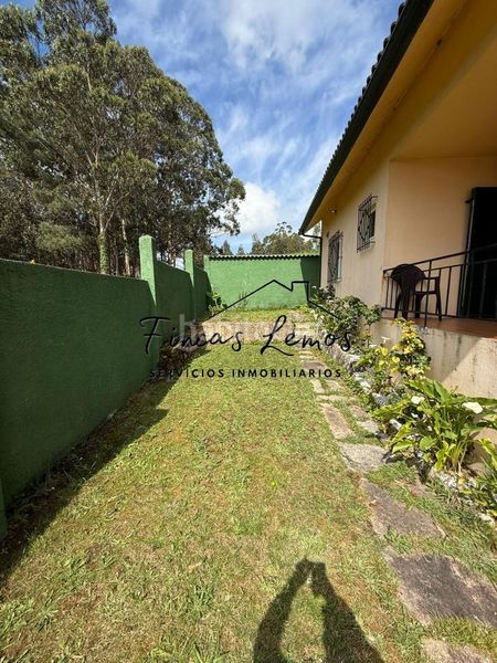 Foto 8250761a-a657-4e86-8e12-685f53eb44a0. Casa amb aparcament a Camariñas