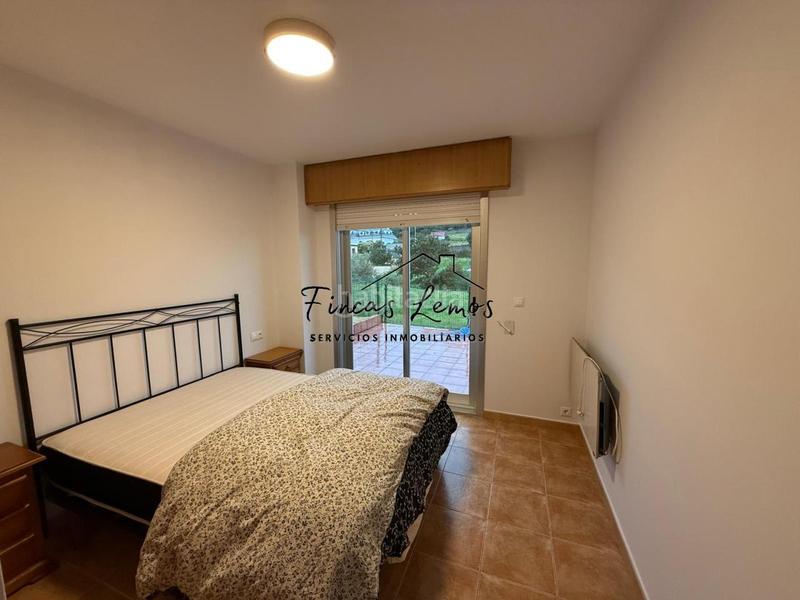 Foto 147671d7-8c2d-4df8-85d6-4aa4fad22eef. Piso en Corcubión