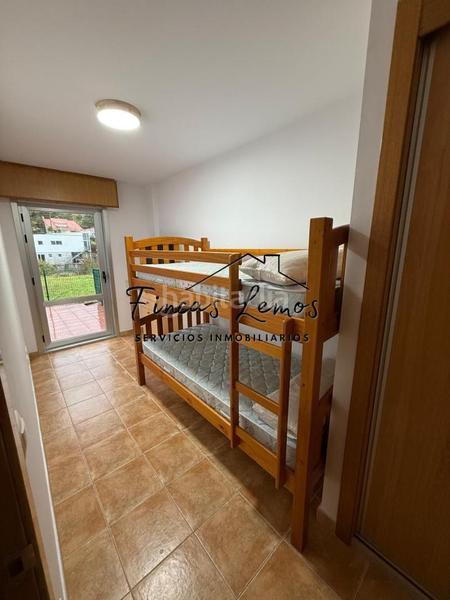 Foto e972518e-fc5e-4176-b434-23958bbf3fc5. Piso en Corcubión