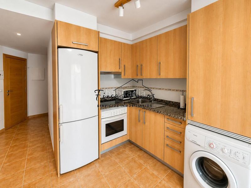 Foto 06633640-3f0b-4497-bd60-8289ee28f1dd. Rent flat with heating parking pool in Corcubión