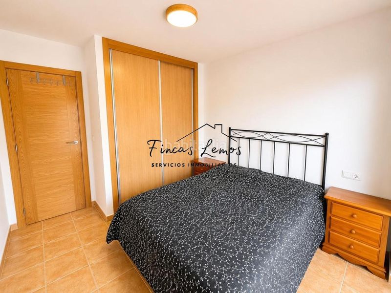 Foto 2764f54e-4cdd-4960-99dd-7ae00e570816. Rent flat with heating parking pool in Corcubión