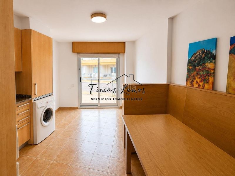 Foto 5eb1c8c1-d14b-4e0f-a873-2f377e16e71f. Rent flat with heating parking pool in Corcubión