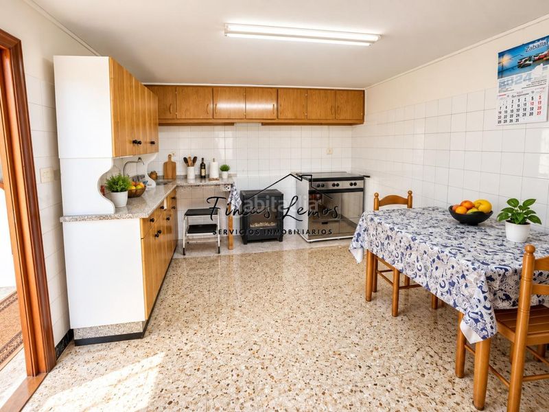 Foto b3c70d42-c9ec-42a5-a2bd-c92ac1c27ea1. Casa con parcheggio in Laxe