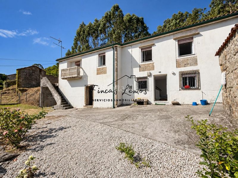 Foto d9ea2067-3107-4c82-984b-4d4124de5727. Casa con parcheggio in Laxe