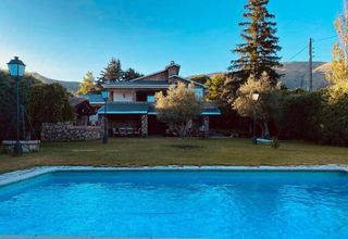 Chalet in Bustarviejo. Casa unifamiliar en venta en el pornoso madrid