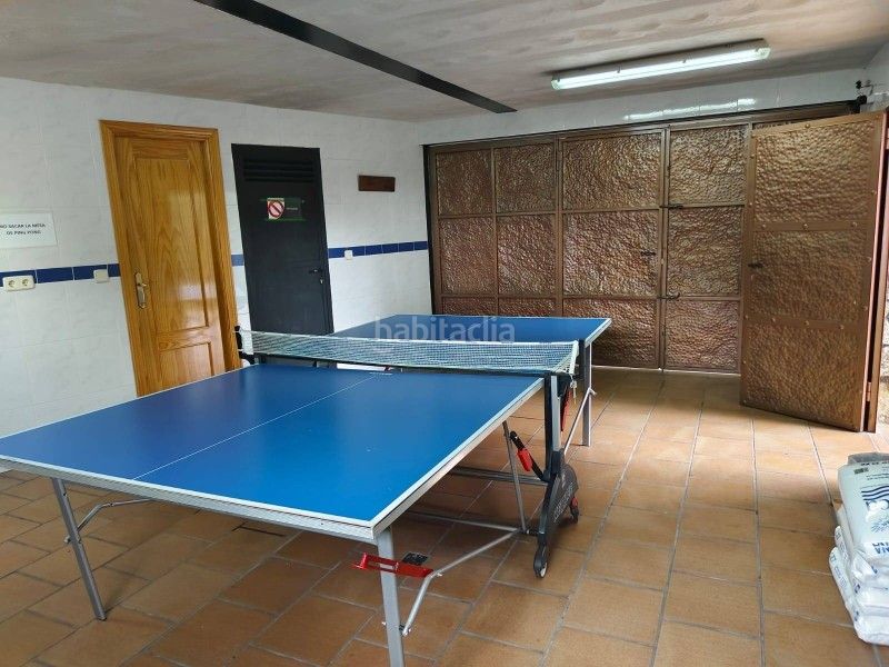 Foto 13cd3eb1-2014-431f-9075-e3e2e9900315. Xalet amb calefacció aparcament piscina a Bustarviejo