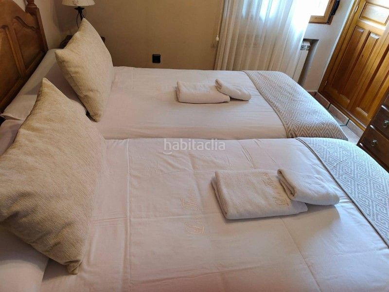 Foto 215647bb-d4bd-44ca-83f6-2d73aa5a8ae9. Xalet amb calefacció aparcament piscina a Bustarviejo