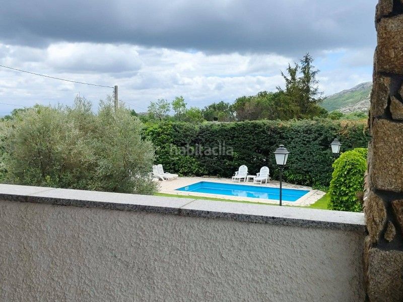 Foto 7960b986-5ba6-4ddc-a070-e7a2077b93c1. Xalet amb calefacció aparcament piscina a Bustarviejo