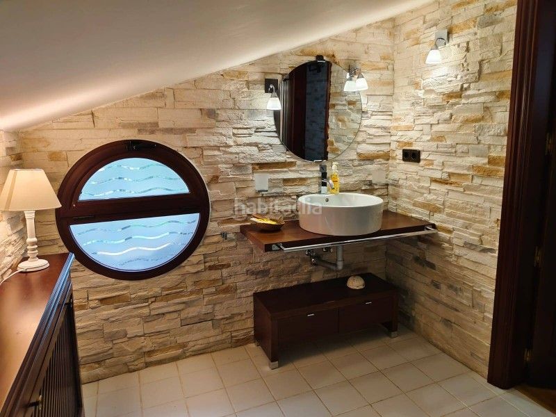 Foto f2b9606a-acc1-47c2-a28b-64b6ab252676. Xalet amb calefacció aparcament piscina a Bustarviejo