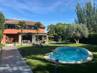 Maison jumelée à Bonanza. Chalet con aerotermia de diseño